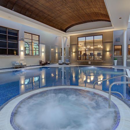 Oulton Hall Hotel, Spa & Golf Resort Лидс Экстерьер фото