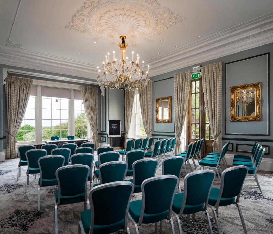 Oulton Hall Hotel, Spa & Golf Resort Лидс Экстерьер фото