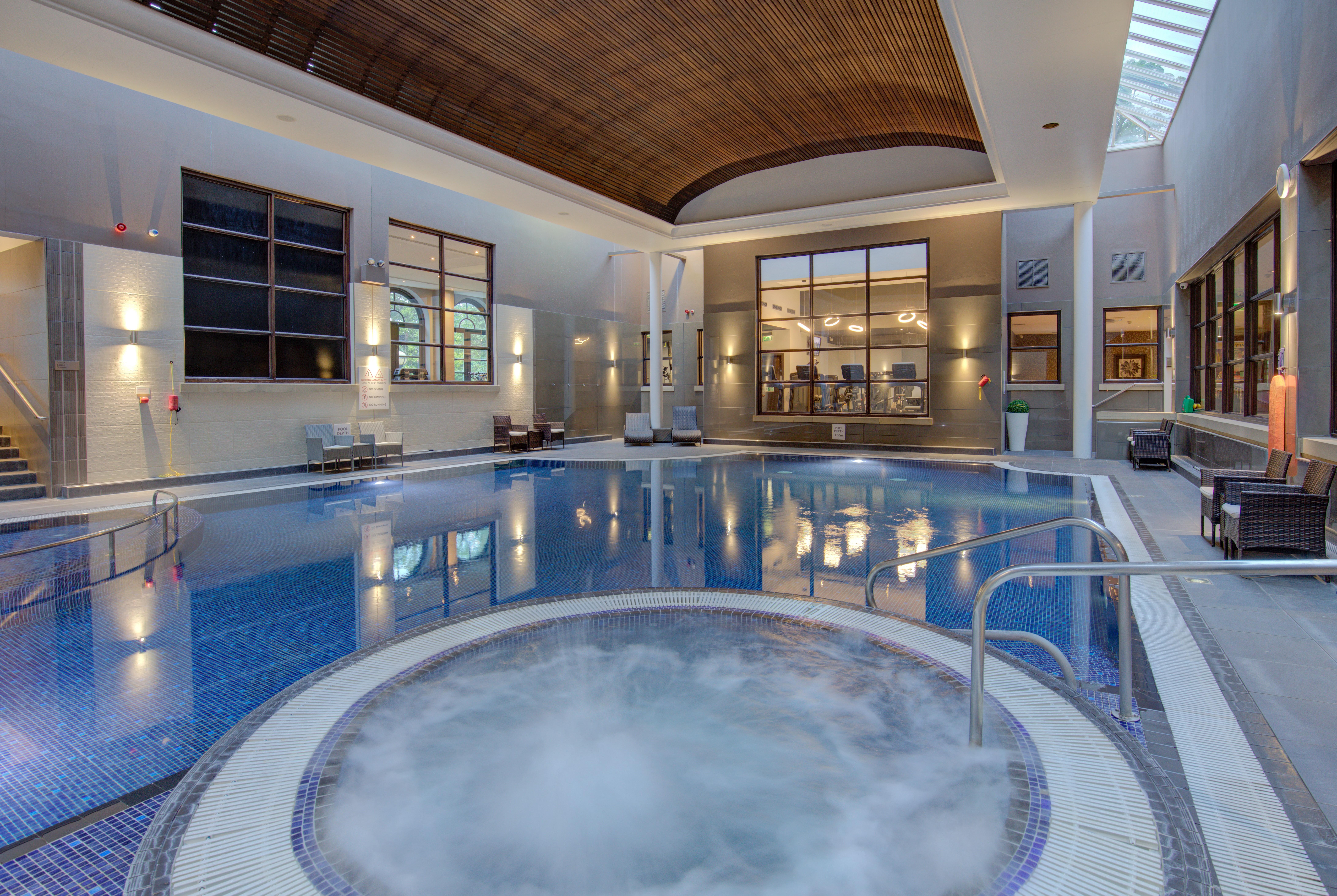Oulton Hall Hotel, Spa & Golf Resort Лидс Экстерьер фото