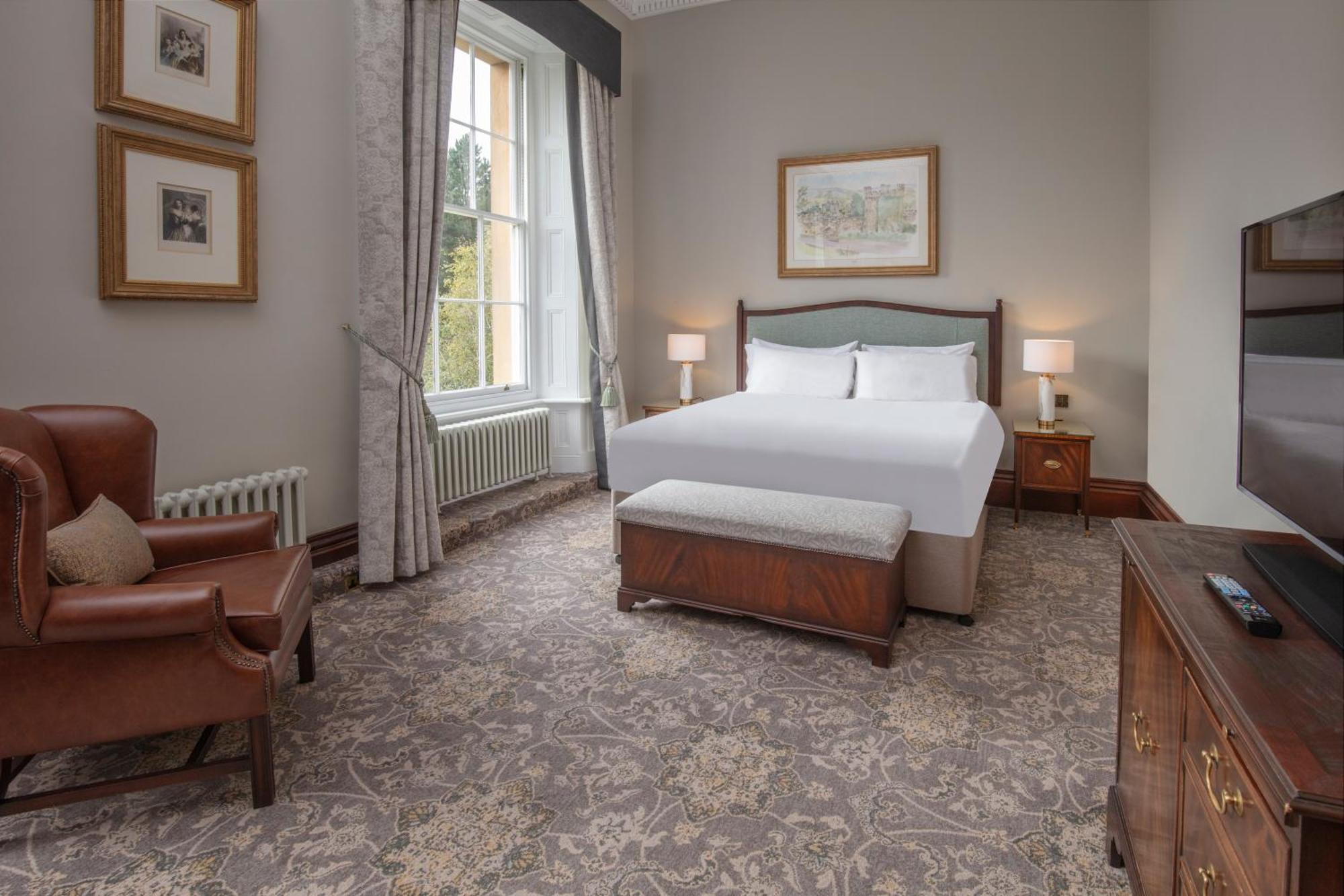 Oulton Hall Hotel, Spa & Golf Resort Лидс Экстерьер фото