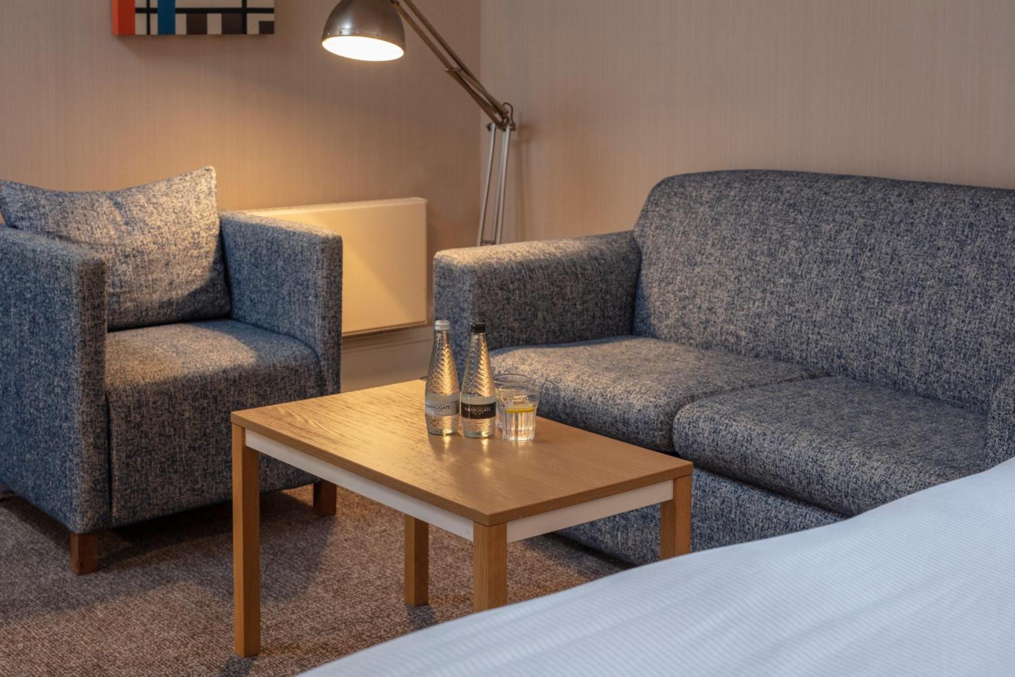 Oulton Hall Hotel, Spa & Golf Resort Лидс Номер фото